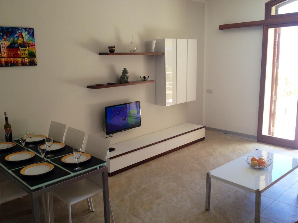 Fort Chambray Apartment Għajnsielem Zimmer foto